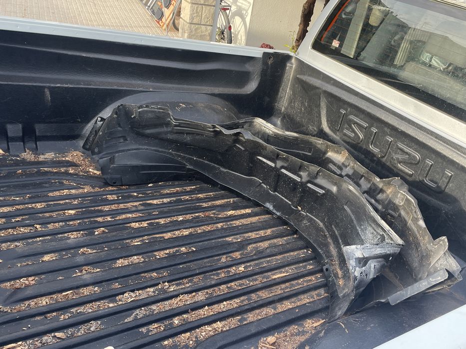Caixa metal isuzu d max