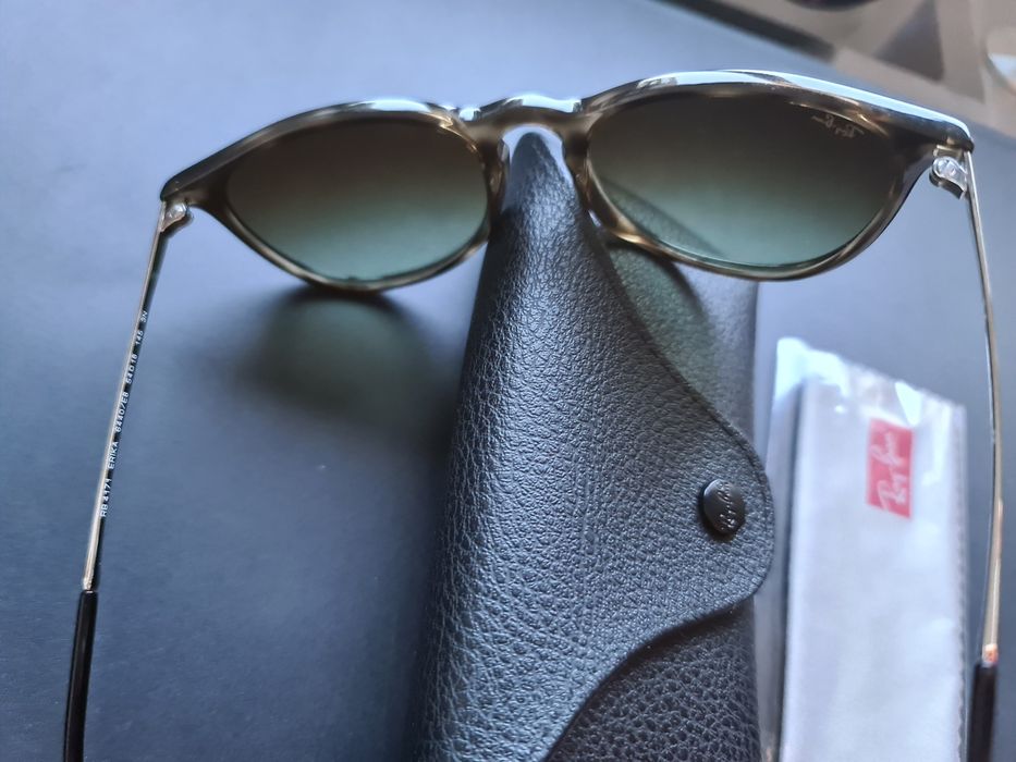Óculos de sol Ray Ban Novos