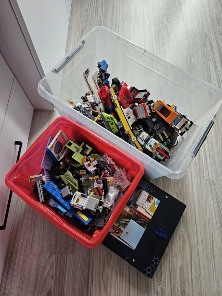 Oryginalne Lego okolo 8-9kg