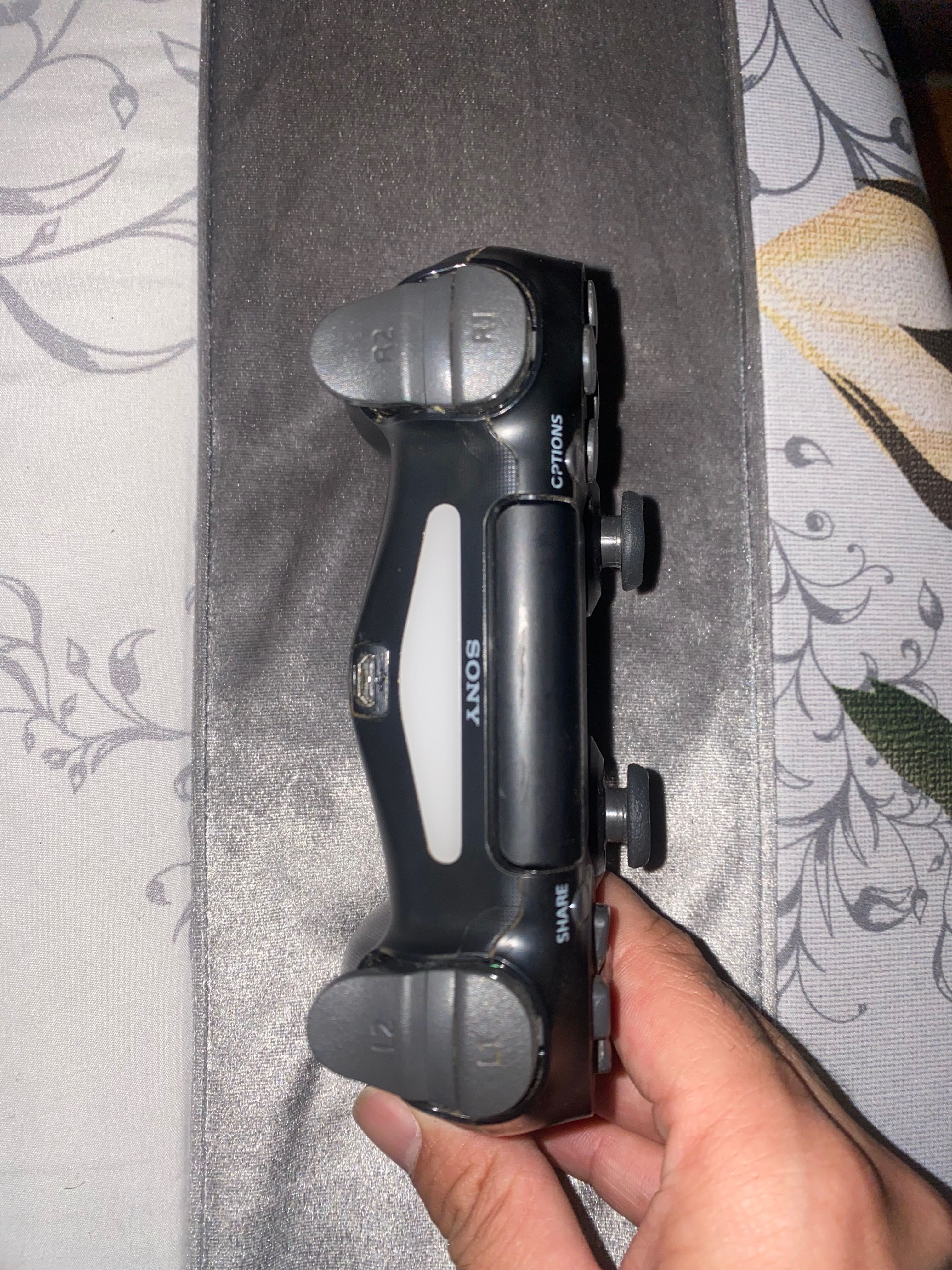 Vendo comando ps4 original