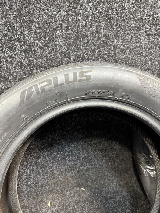 Шини зимні Б/У 205/55R16 Aplus A701