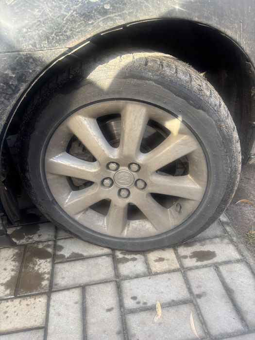 Разборка тойота авенсис T 25  2003 2.0 дизель механика