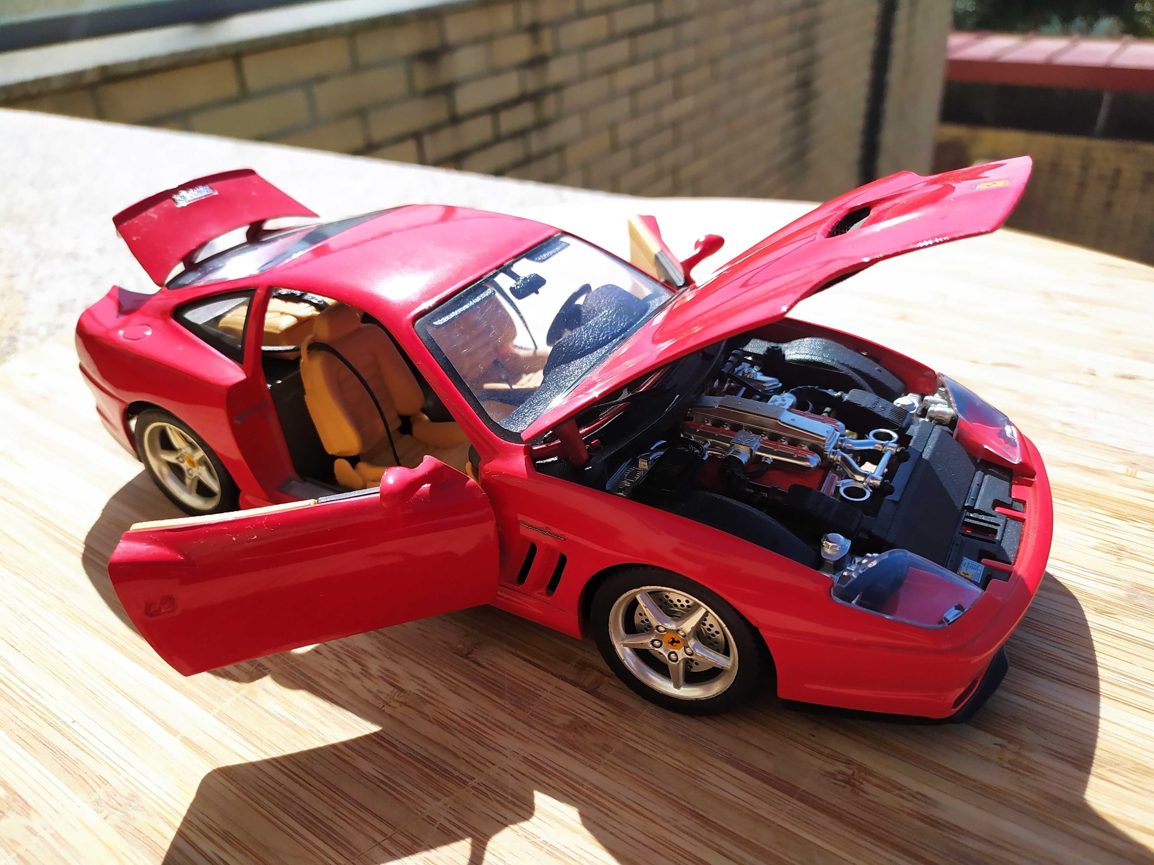 Ferrari 1/18 da Burago e Maisto