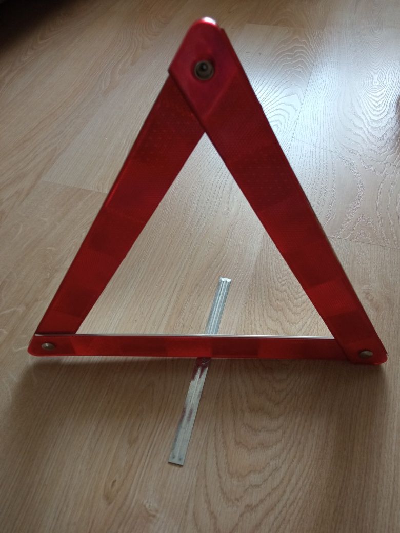 Аварійний трикутник