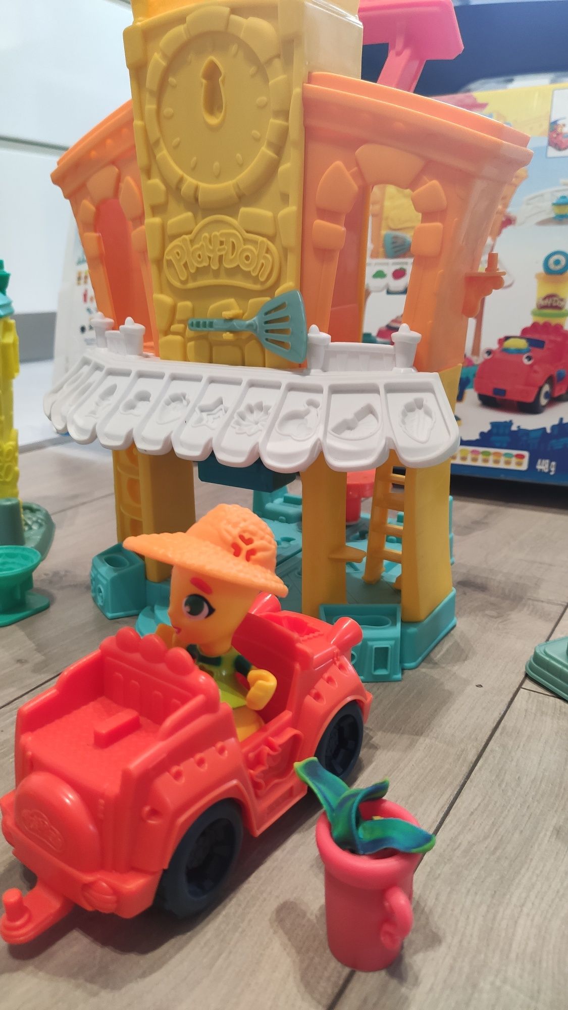 Mega okazja cenowa Duży zestaw Play Doh miasto