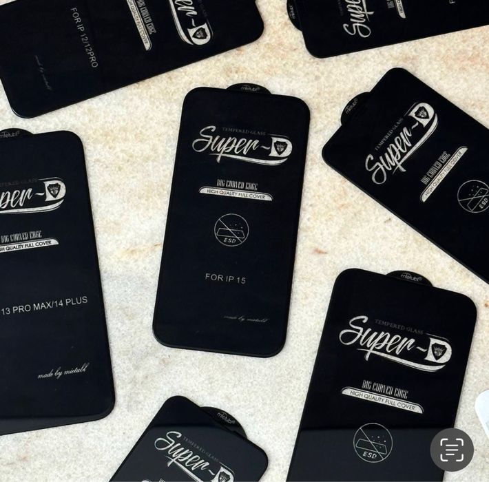 Захисне скло для IPhone.