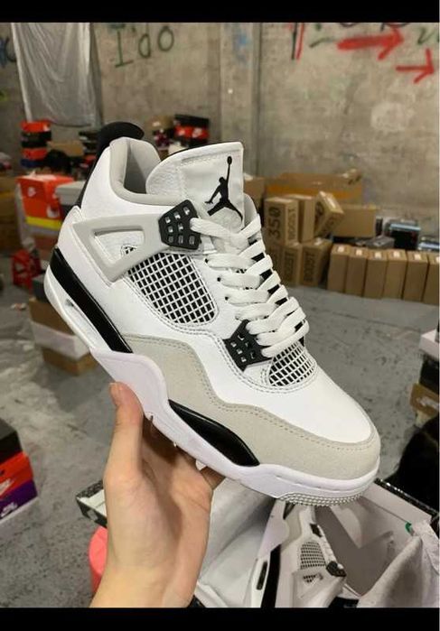 Buty damskie Trampk_Air_Jordan_4_retro_military_black R.43