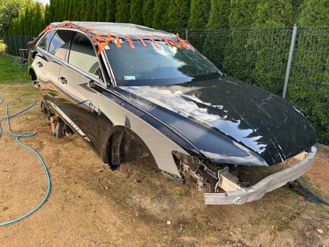 ćwiartka próg słupek pas wanna Audi A6 C8 4K kombi LY9T