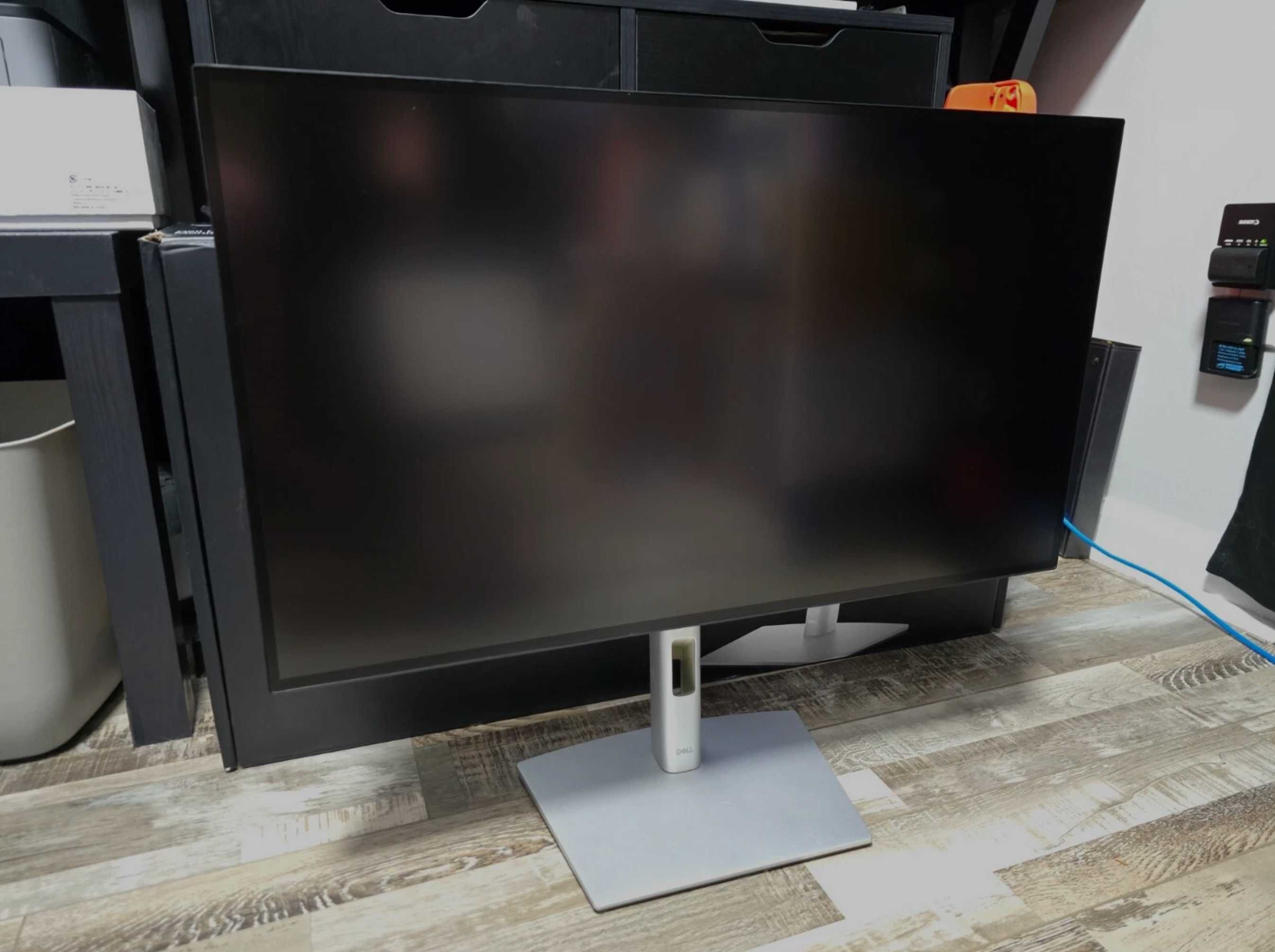 Dell P2723QE 27" IPS 4K 99% sRGB 5mc матовий 3840x2160 UHD 90Watt PD