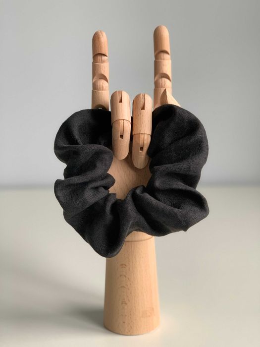 Gumka do włosów, scrunchie, len czarny, HANDMADE