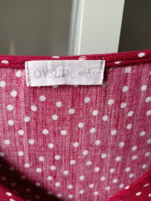 Czerwona sukienka z wiskozy w groszki oysho, rozmiar s/m