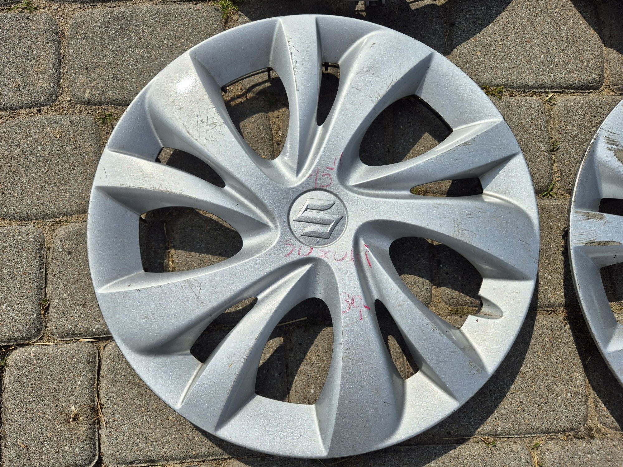 Kołpaki 15 cali Suzuki