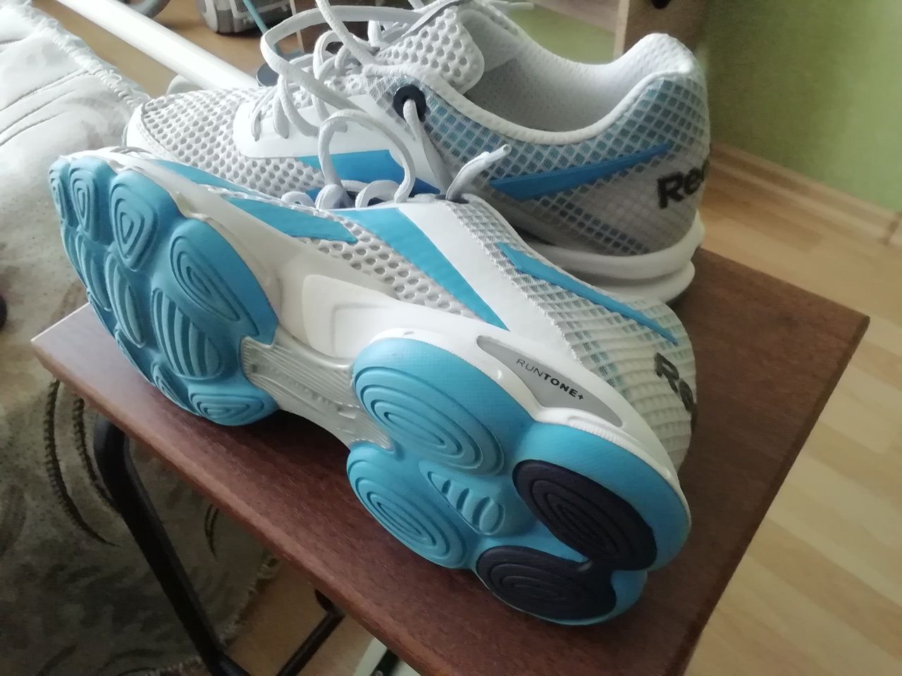 Кросівки Reebok RUNTONE+ б/в 500 грн