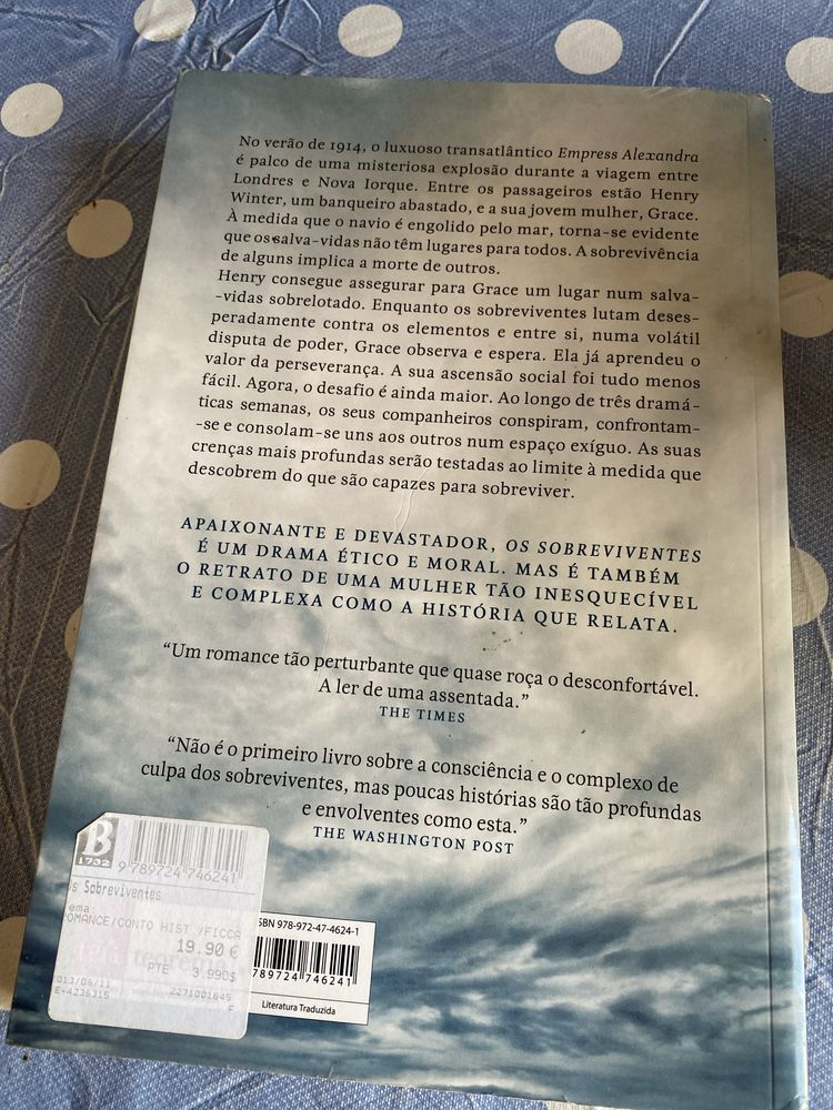 Livro “ Os sobreviventes ” de Charlotte Rogan