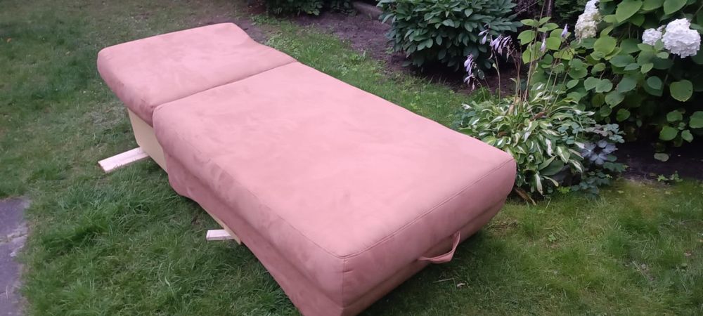 Sofa fotel z funkcją spania i skrzynia