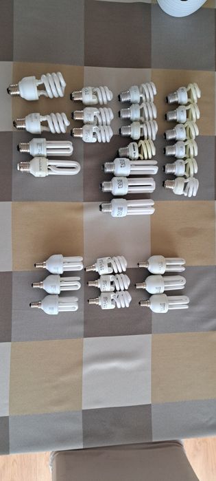 Żarówka E27 i E14  energooszczędne
