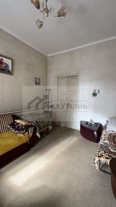 Продається 2-кімнатна квартира, р-н Осташівка