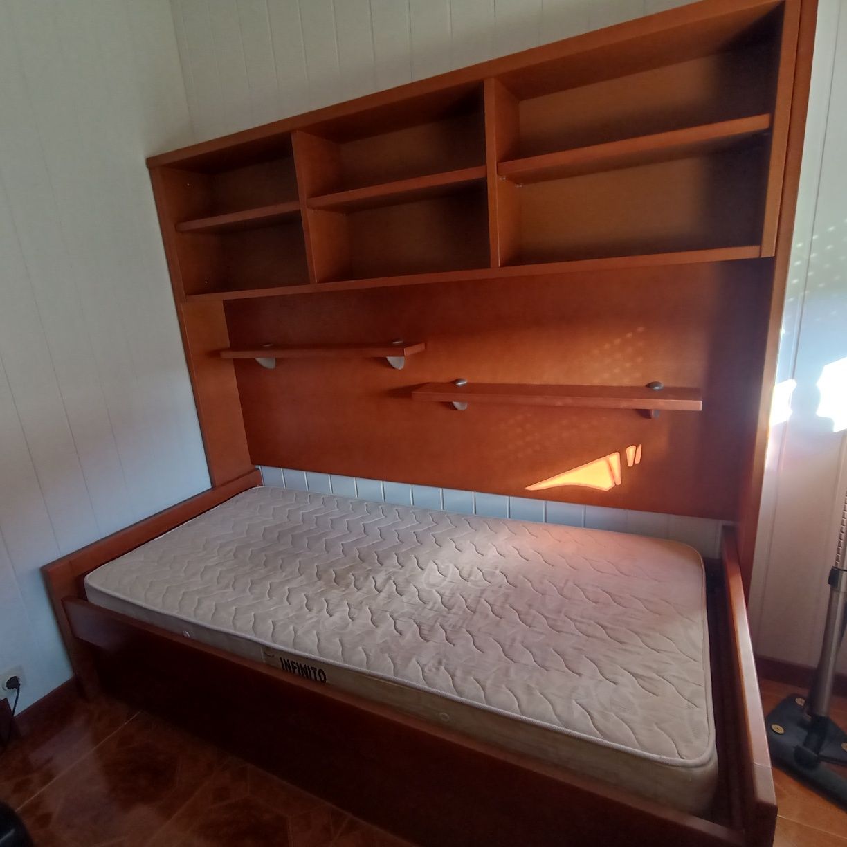Estúdio para quarto pequeno