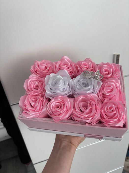 Ręcznie robiony box róż