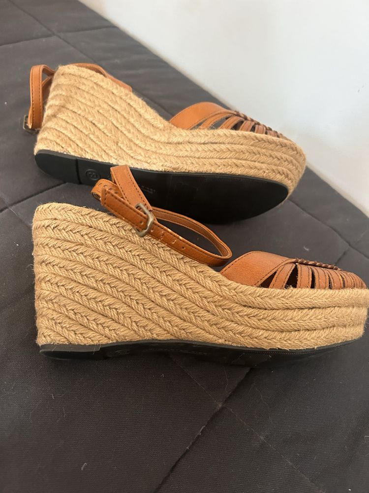 Sandaly na koturnie boho style rozm 38