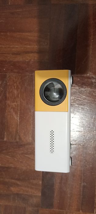 Mini projetor novo