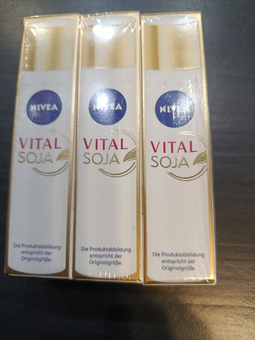 Nivea Vital Soja Serum ujedrniające