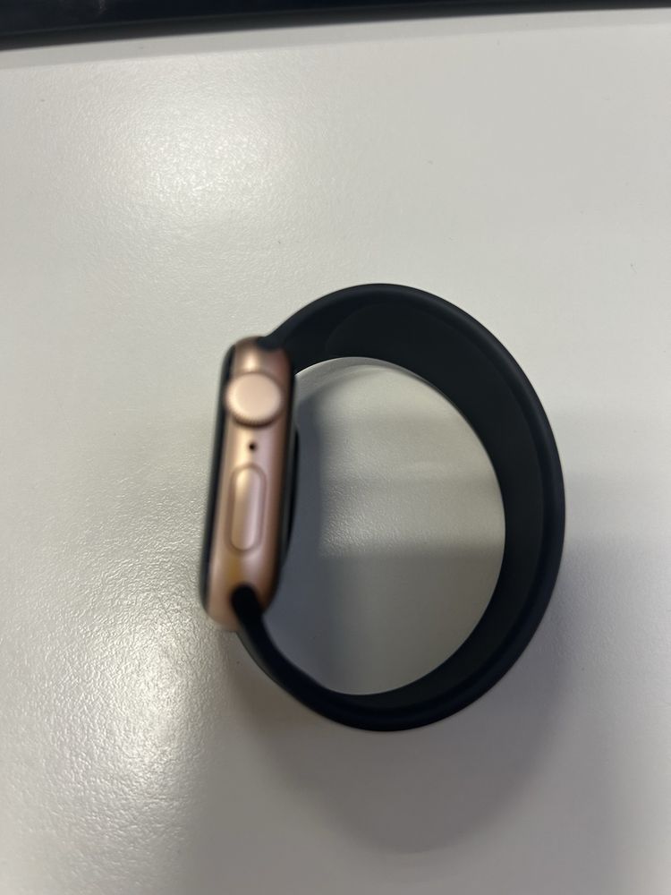 Apple whatch SE GPS