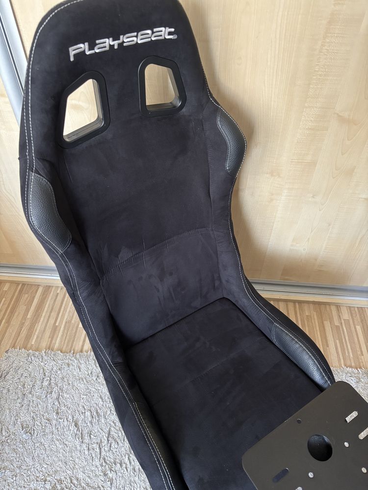 Zestaw fotel Playseat Evolution Alcantara + Playseat Seatslider sanki
