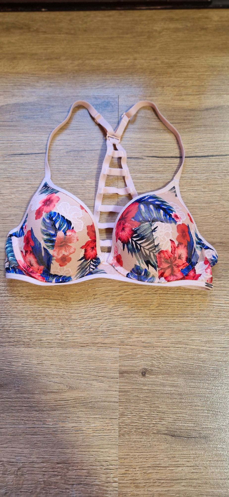 Бюст Victoria's secret оригинал (размер 32С)