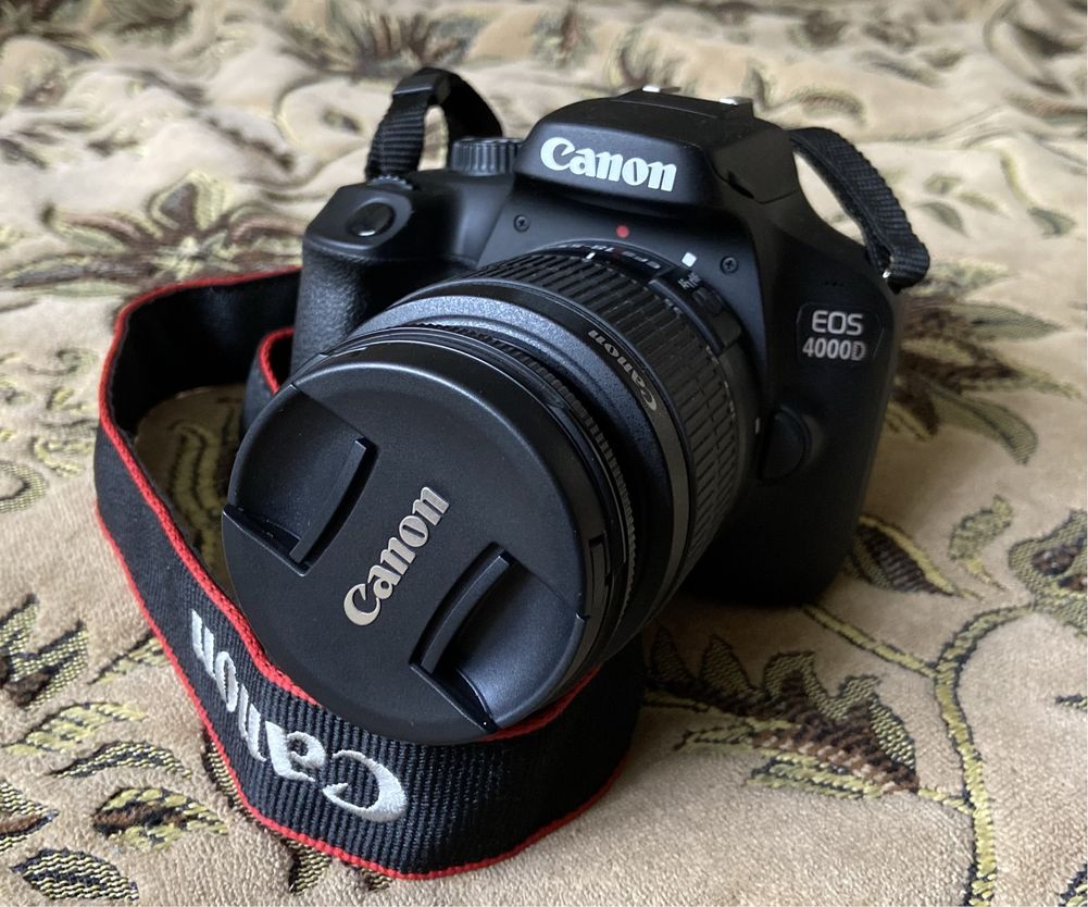 Canon EOS 4000D BK 18-55 + Сумка и карта памяти 64гб