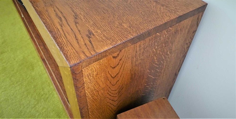 Drewniana szafka RTV w pięknym kolonialnym stylu, jak NOWA