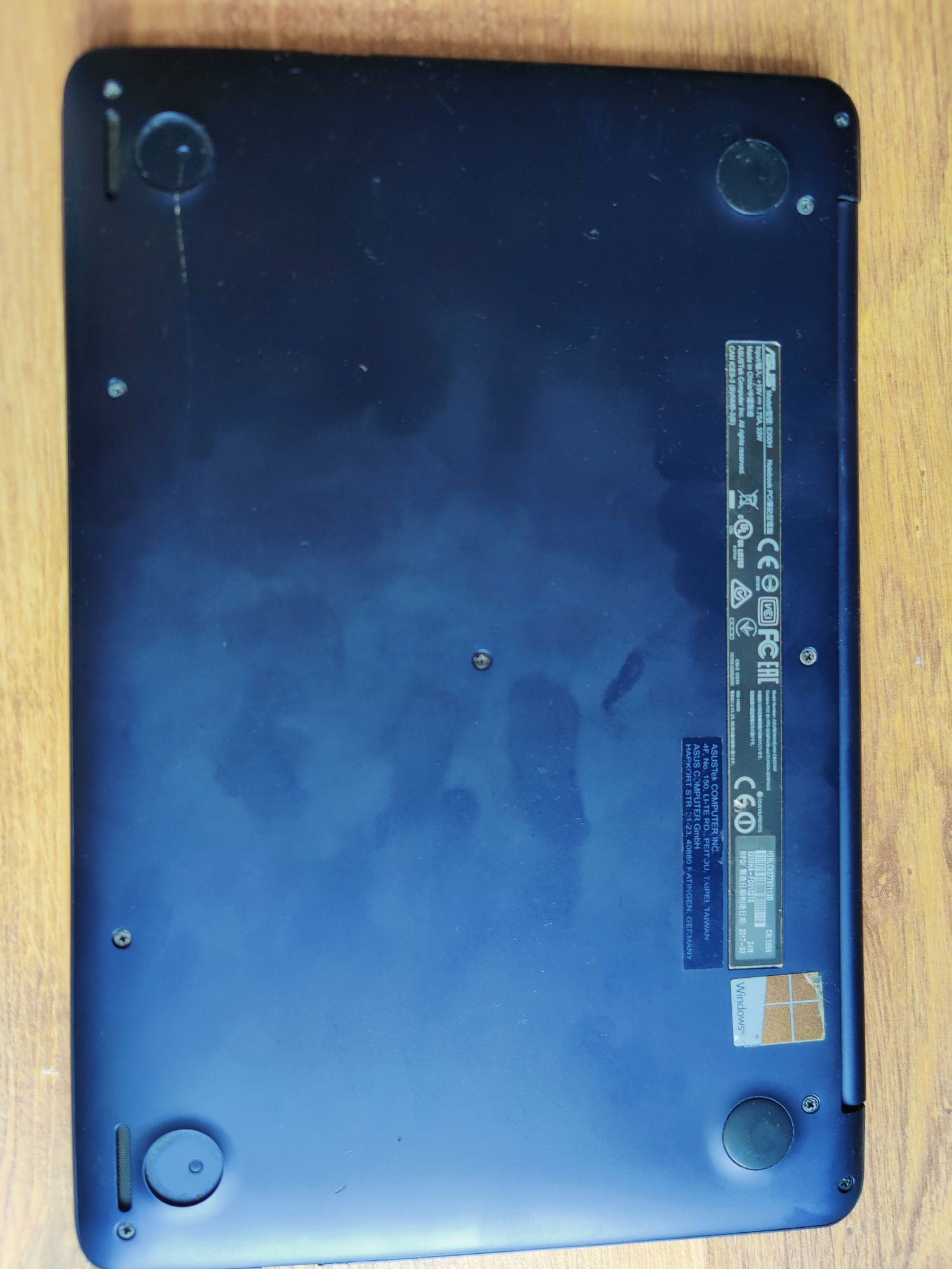 Notebook Asus E200H