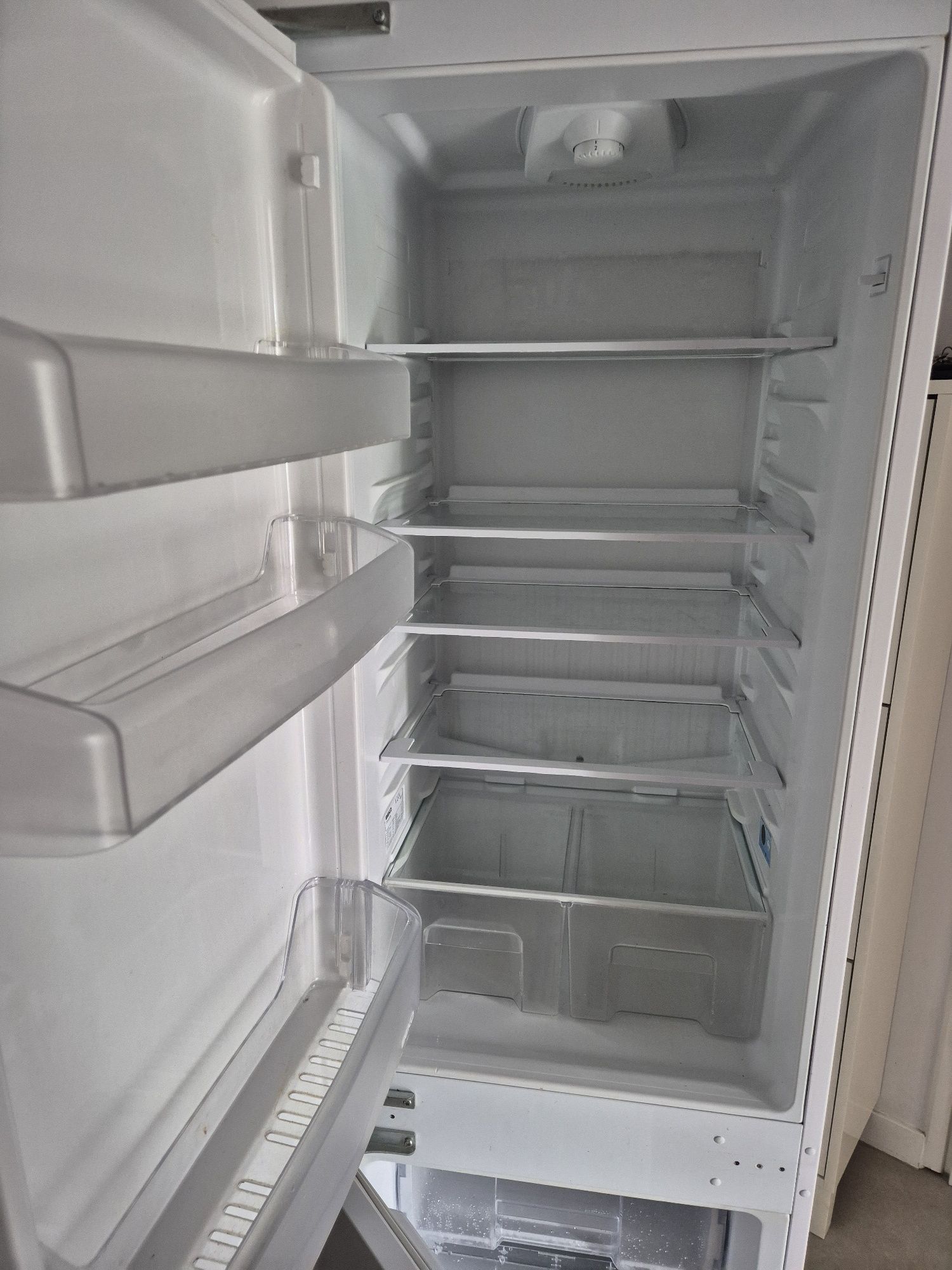 Lodówka beko pod zabudowę
