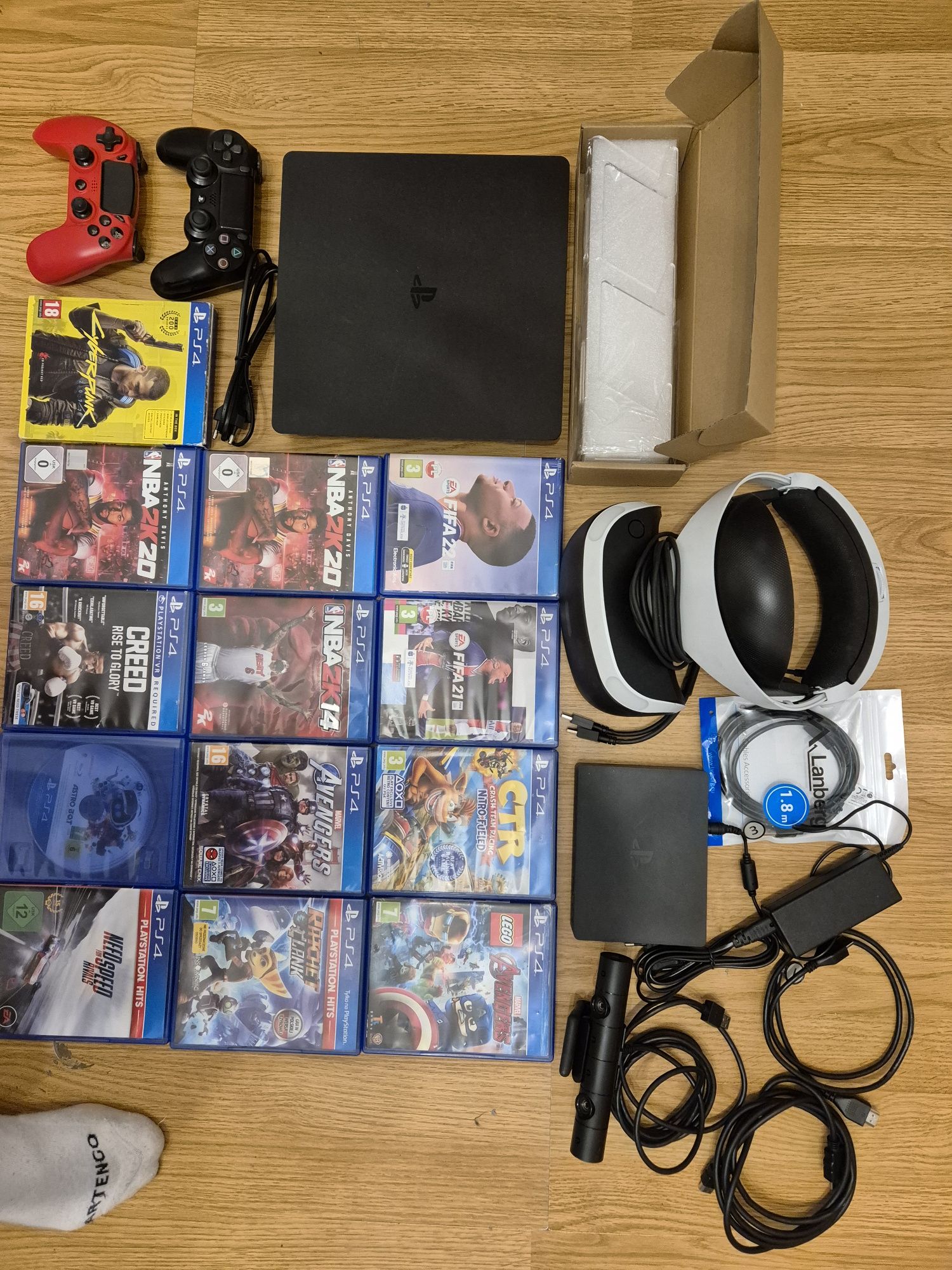 Sprzedam zestaw  PS4 + VR V2 gry pad