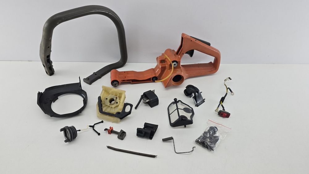 Raczka  Tlumik Filtr Wal Cylinder Starter Szarpak Husqvarna 137 142