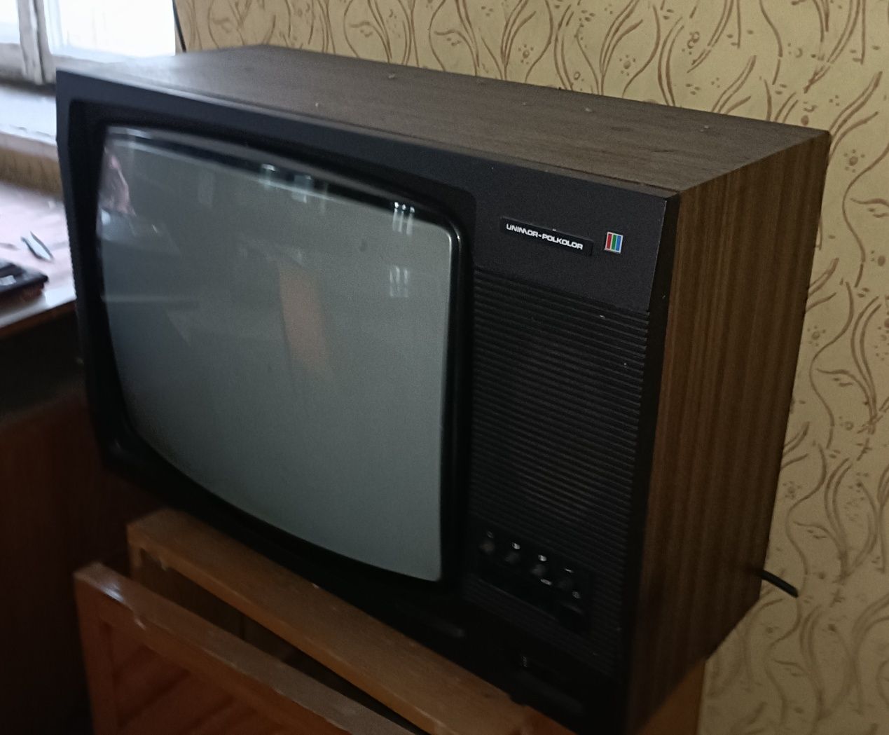 Telewizor retro zabytkowy muzeum escaperoom