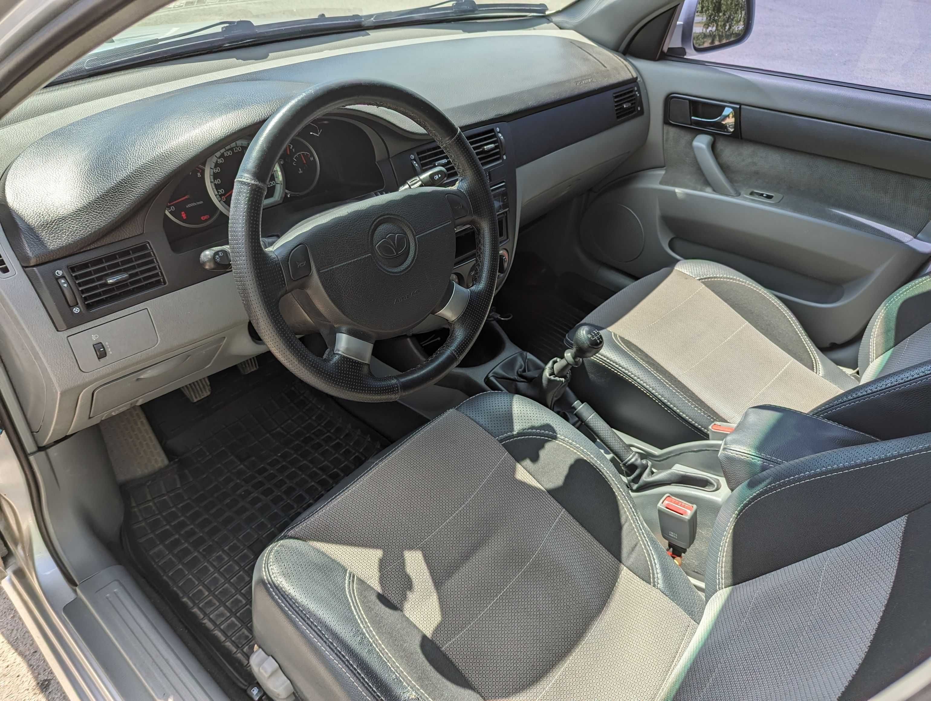 Продам Daewoo Gentra SX 2013 1.5л (Nubira, Chevrolet Lacetti)
