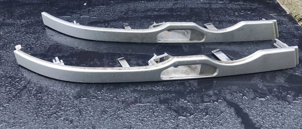 LISTWA POD LAMPE XENON PRAWA BMW E46 LIFT COUPE