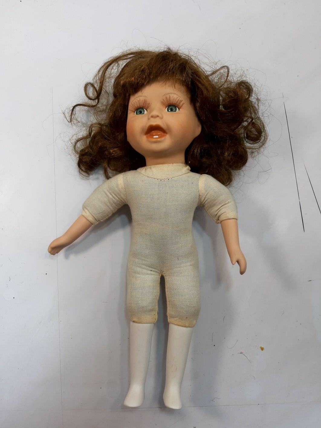 Кукла фарфоровая девочка 31 см
