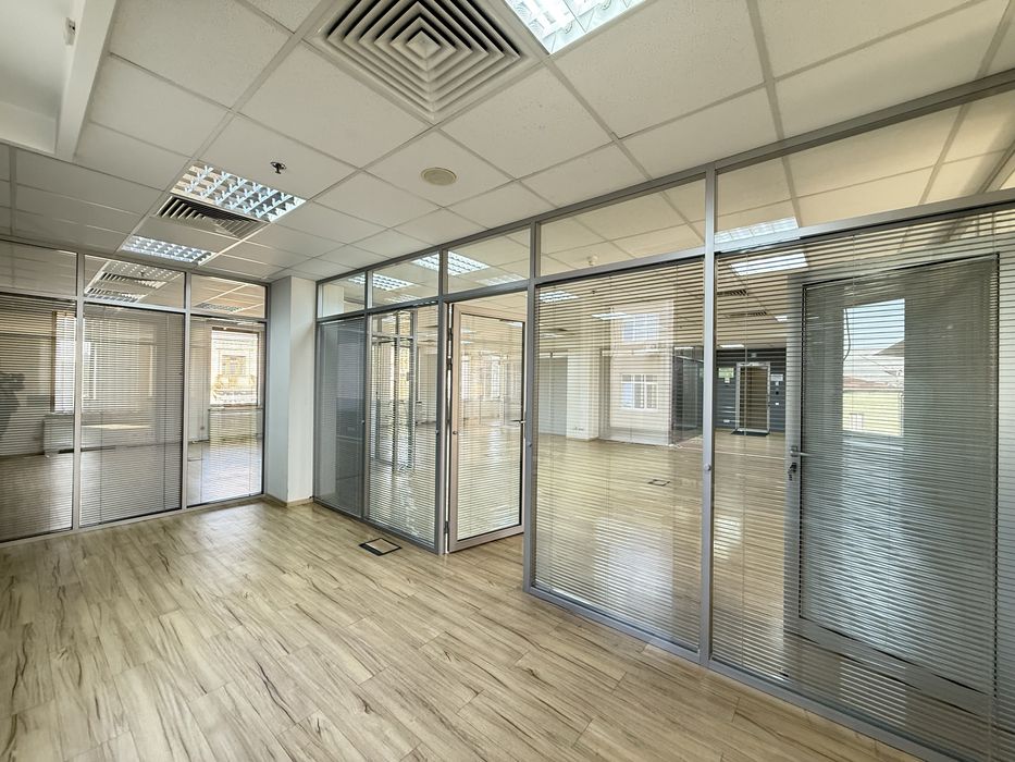 Здам Без%‼️Офіс з ремонтом.ул.Б.Хмельницького,Золоті Ворота,Театральна