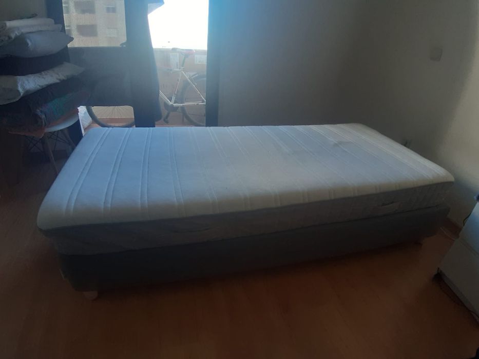 Cama IKEA ESPEVAR 90 X 200