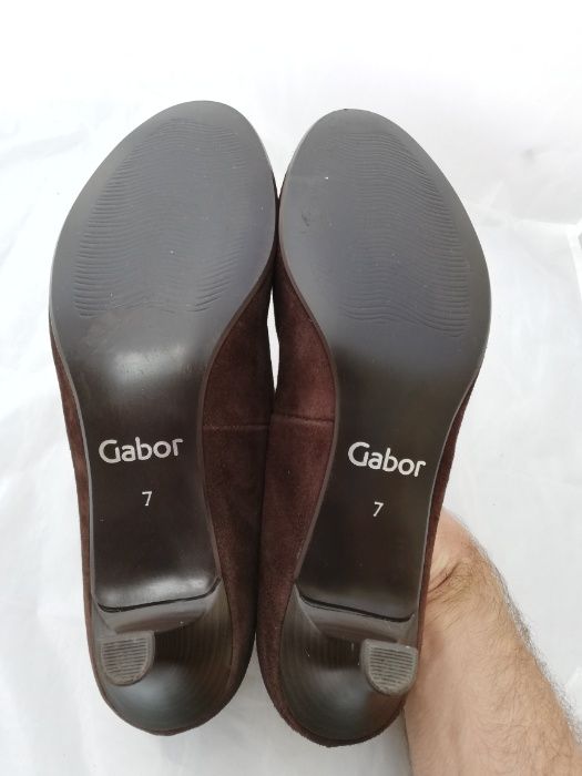 Buty czółenka zamszowe Gabor UK 7 r. 40.5 , wkł 27cm