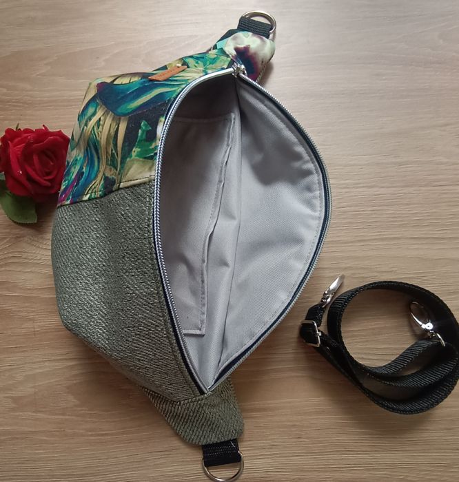 Nerka torebka saszetka oliwkowa zieleń handmade rękodzieło