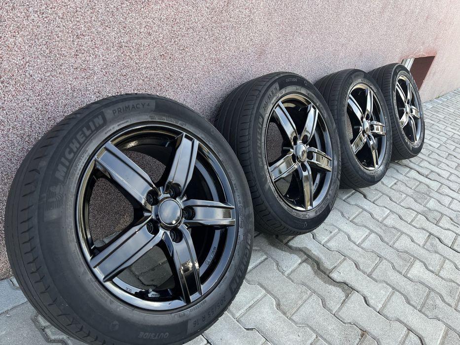 Диски з Резиною R16 5.114.3 Mazda Renault Toyota