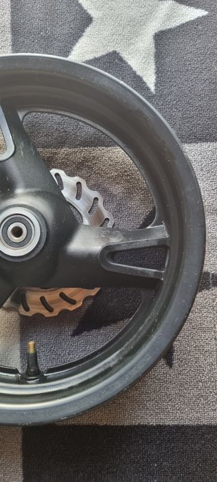 Przednia felga z tarczą hamulcową do skutera Rieju, Malaguti