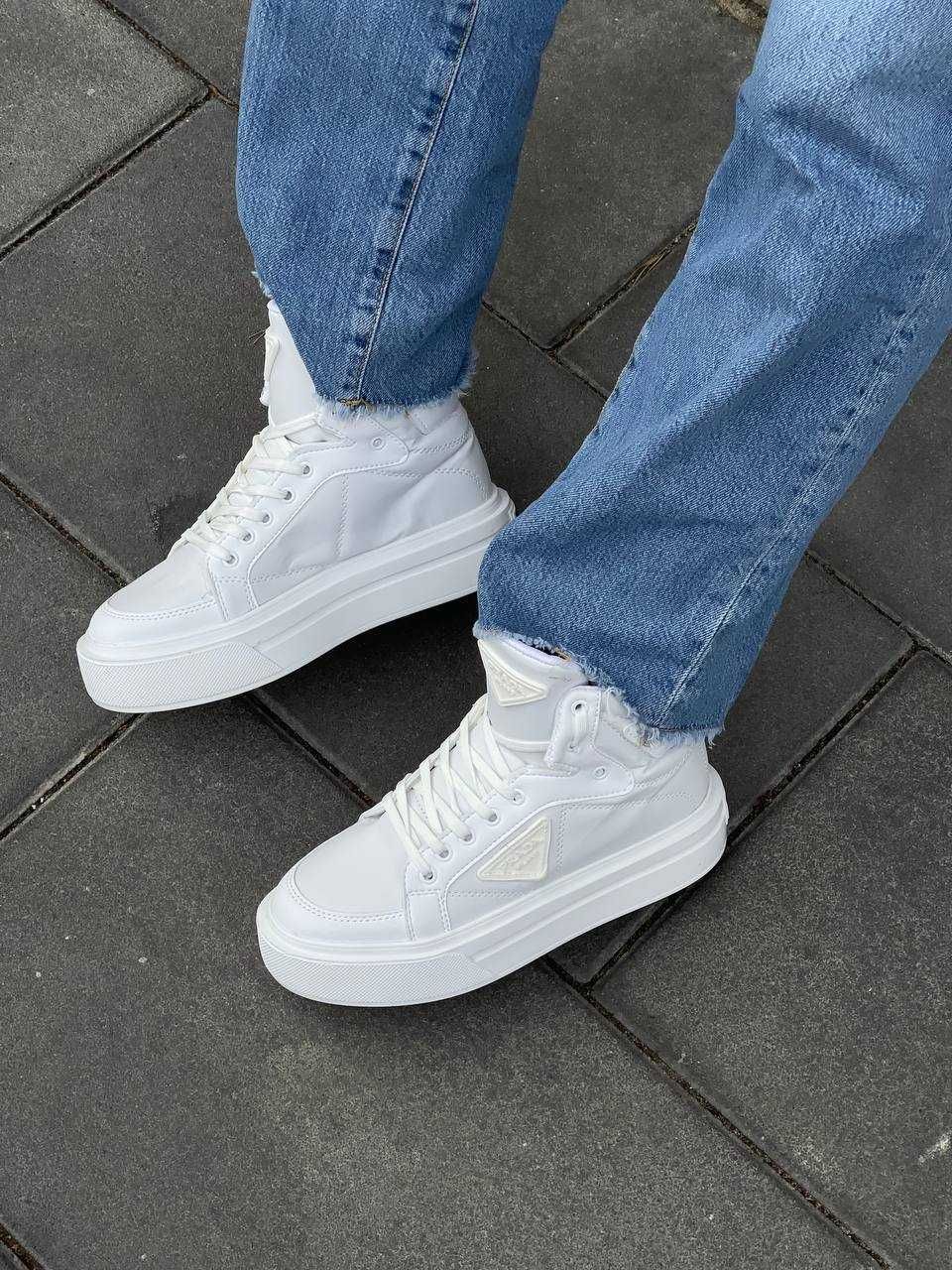 АКЦІЯ! Жіночі кросівки Prada Re-Nylon Brushed High ‘White’ (36 р.)