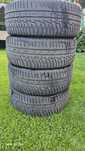 Opony zimowe 4szt  215/55/R16 Hankook