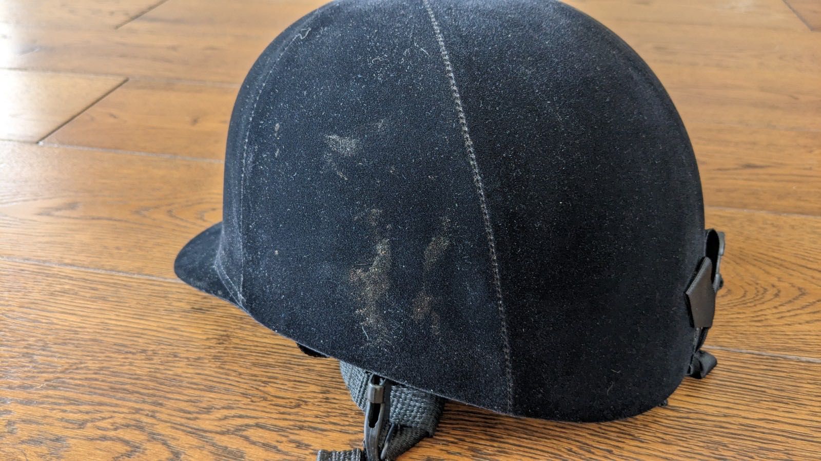 Toczek / kask jeździecki PFIFF