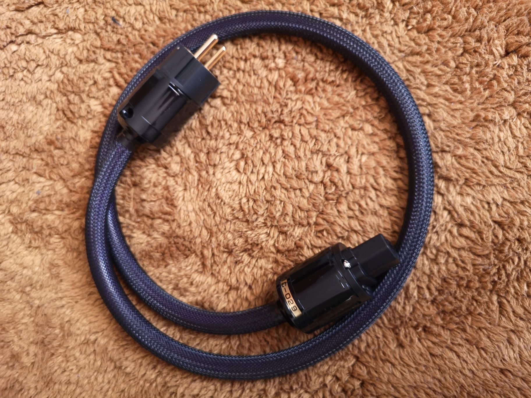 Kabel zasilający audio Audiocrast P122 3x2.5mm dł. 1.0 m. Wtyki Schuko