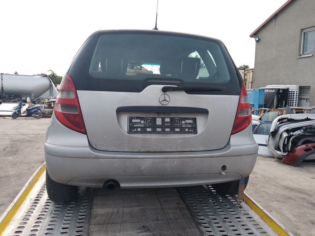 Mercedes A Klasa W169 na części drzwi klapa zderzak lampy wysyłka